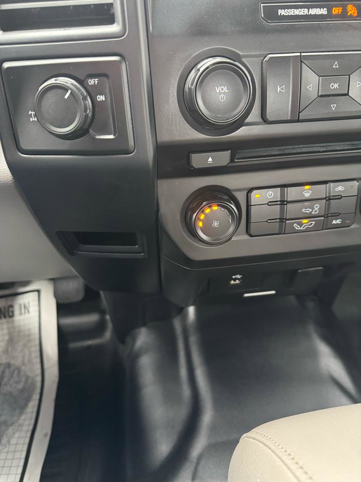 Used 2016 Ford F150 XL w/ Equipment Group 101A Mid RWD image 15