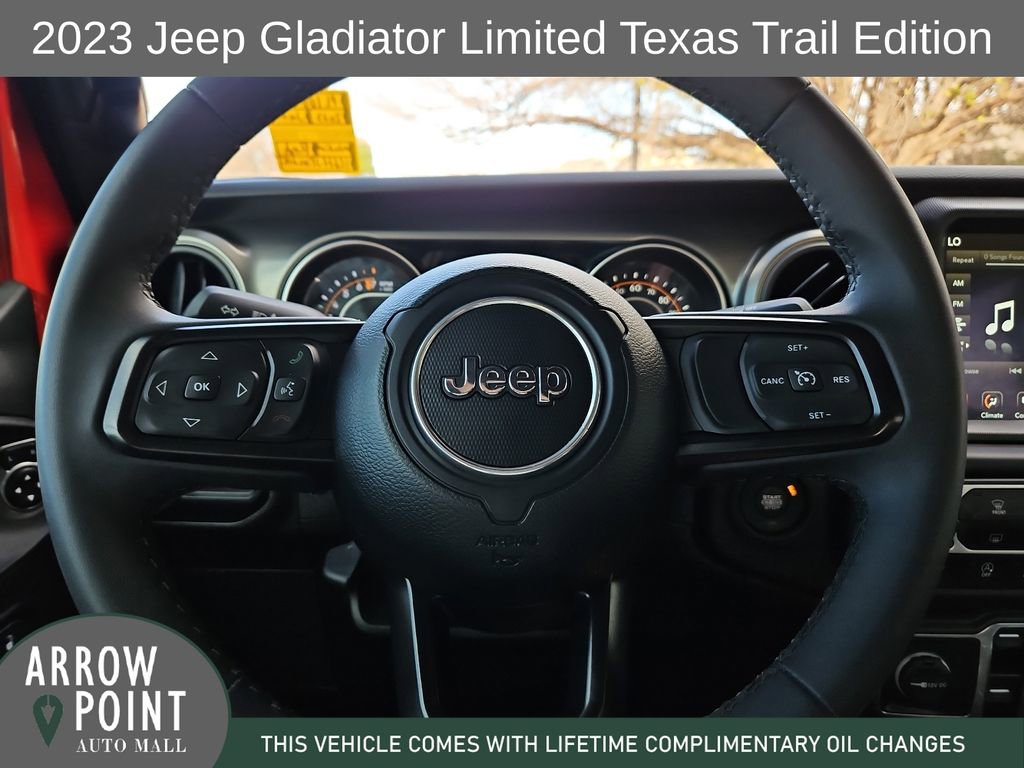 Used 2023 Jeep Gladiator Sport image 27