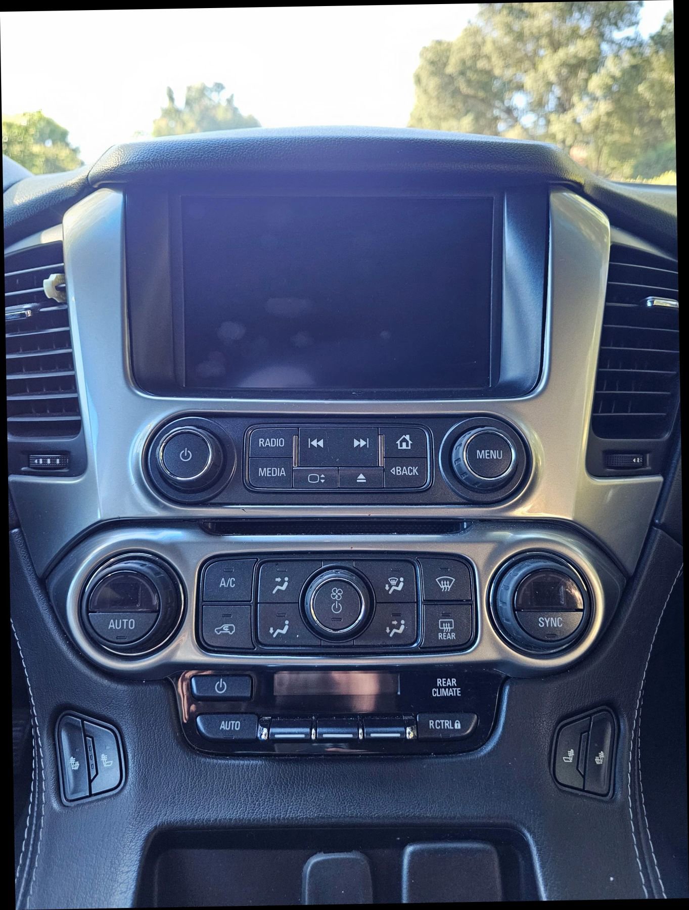 Used 2019 Chevrolet Tahoe LT image 37