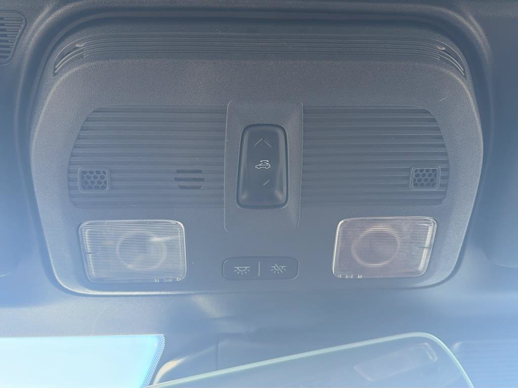 Used 2025 Ford Mustang Premium RWD image 17