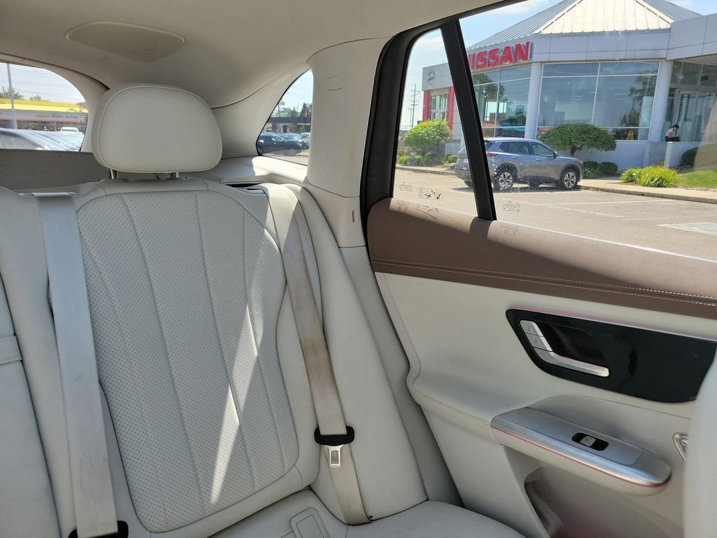 Used 2023 Mercedes-Benz EQE 350+ SUV image 7