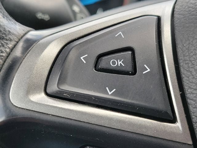 Used 2018 Ford Fusion SE FWD image 9