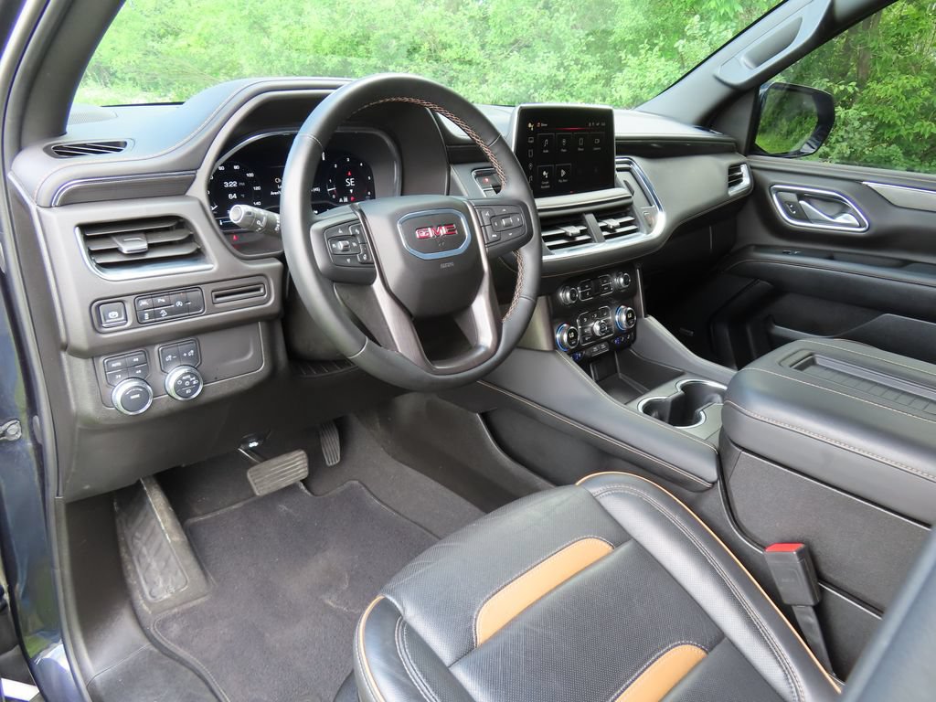 Certified 2024 GMC Yukon AT4 AWD/4WD image 4