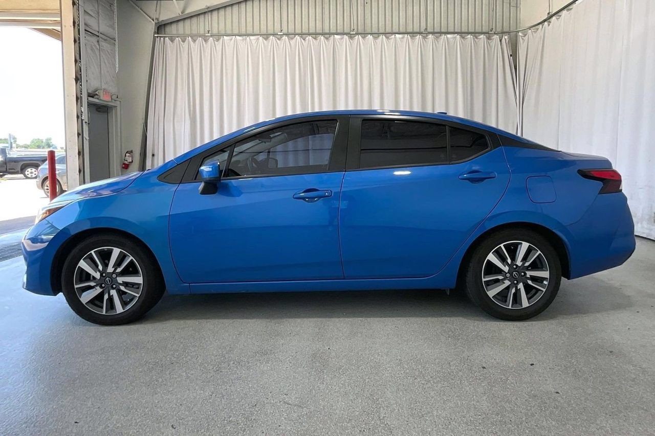Used 2023 Nissan Versa SV FWD image 26