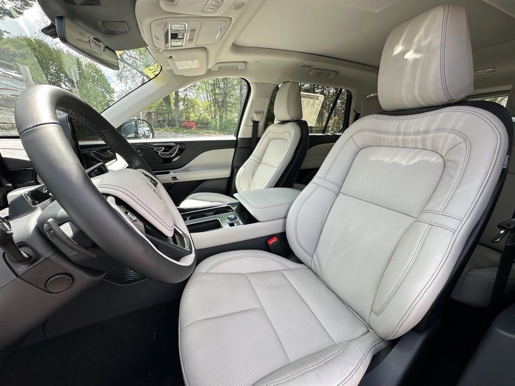 New 2026 Lincoln Aviator Reserve AWD/4WD image 17