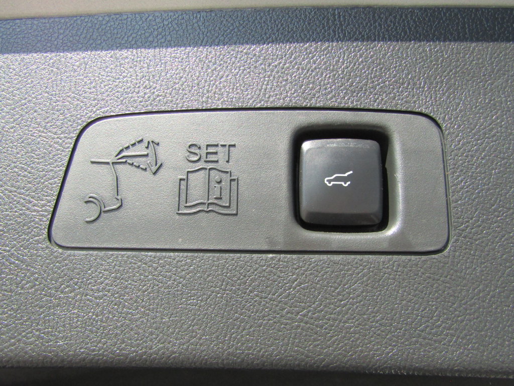 Used 2024 Lincoln Corsair Grand Touring AWD/4WD image 39