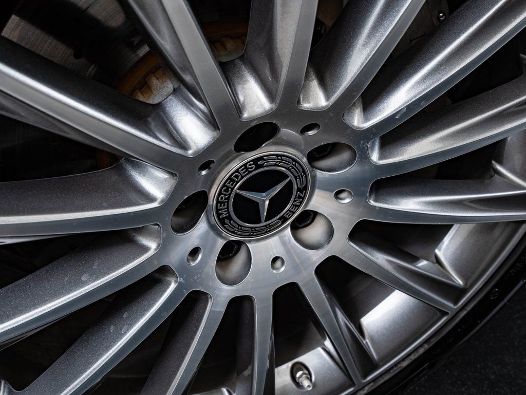 Used 2019 Mercedes-Benz GLC 300 4MATIC Coupe image 8