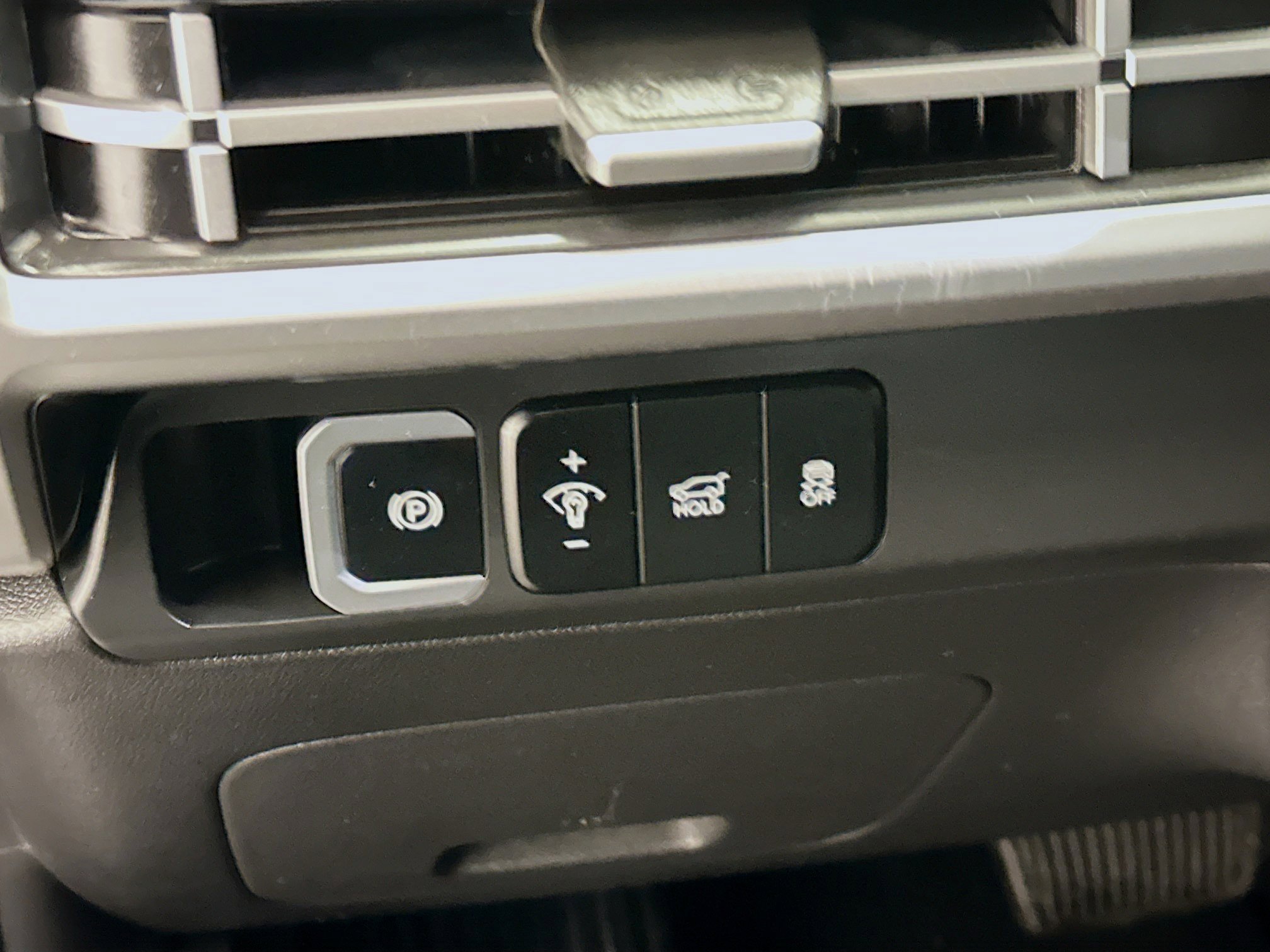 Used 2025 Hyundai Santa Fe SEL image 17