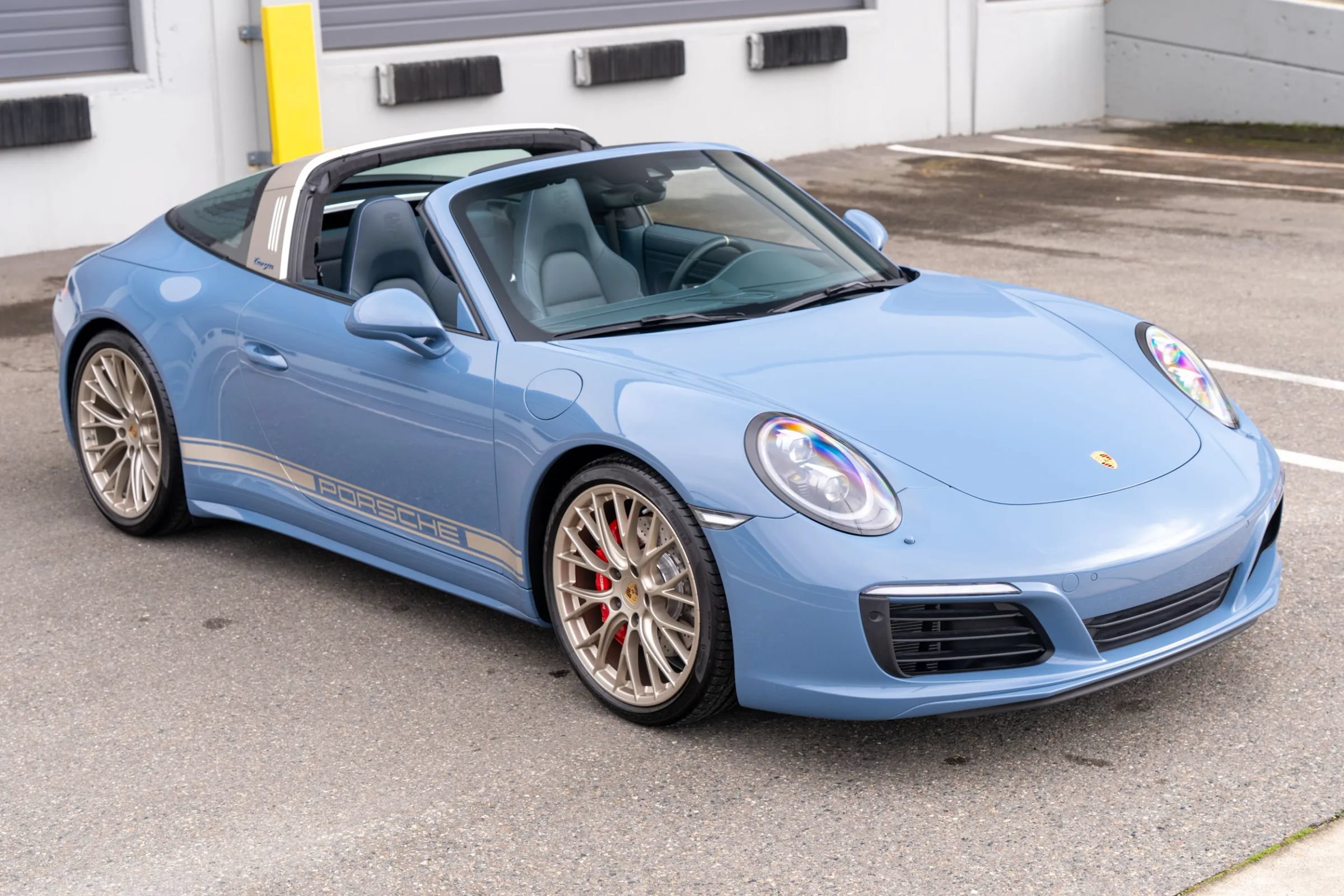 Used 2017 Porsche 911 Targa 4S AWD/4WD image 27