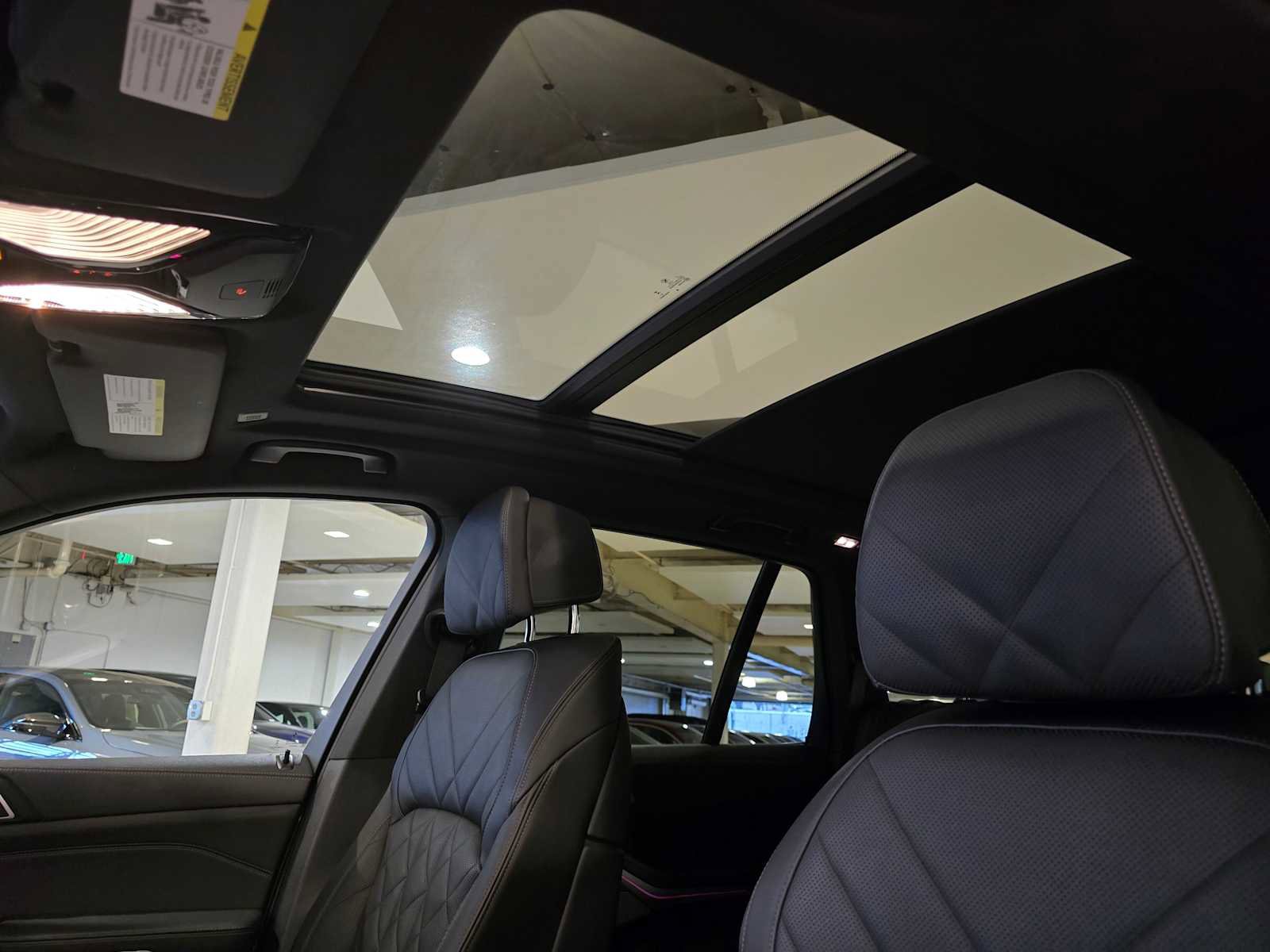 Used 2024 BMW X5 xDrive40i w/ Premium Package image 19