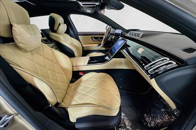 Used 2024 Mercedes-Benz Maybach S 680 4MATIC image 28