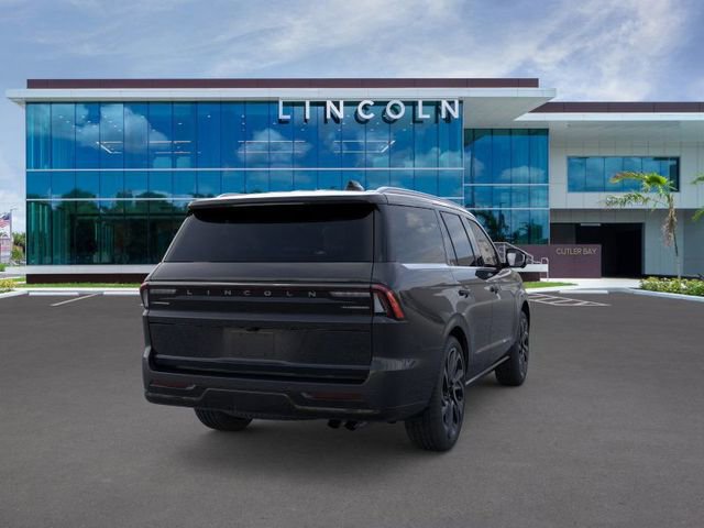 New 2026 Lincoln Navigator Reserve image 8