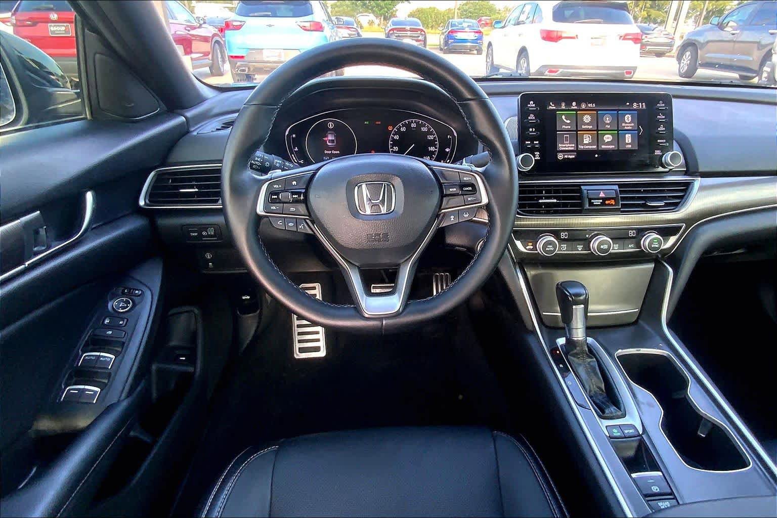 Used 2018 Honda Accord Sport image 6