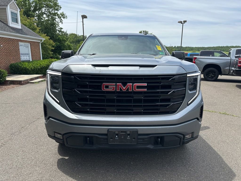 Used 2023 GMC Sierra 1500 Elevation AWD/4WD image 2