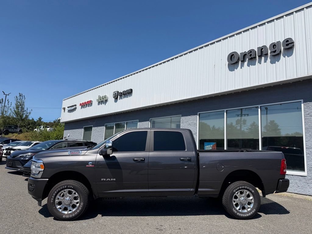 Used 2024 RAM 2500 Laramie w/ Safety Group AWD/4WD image 2