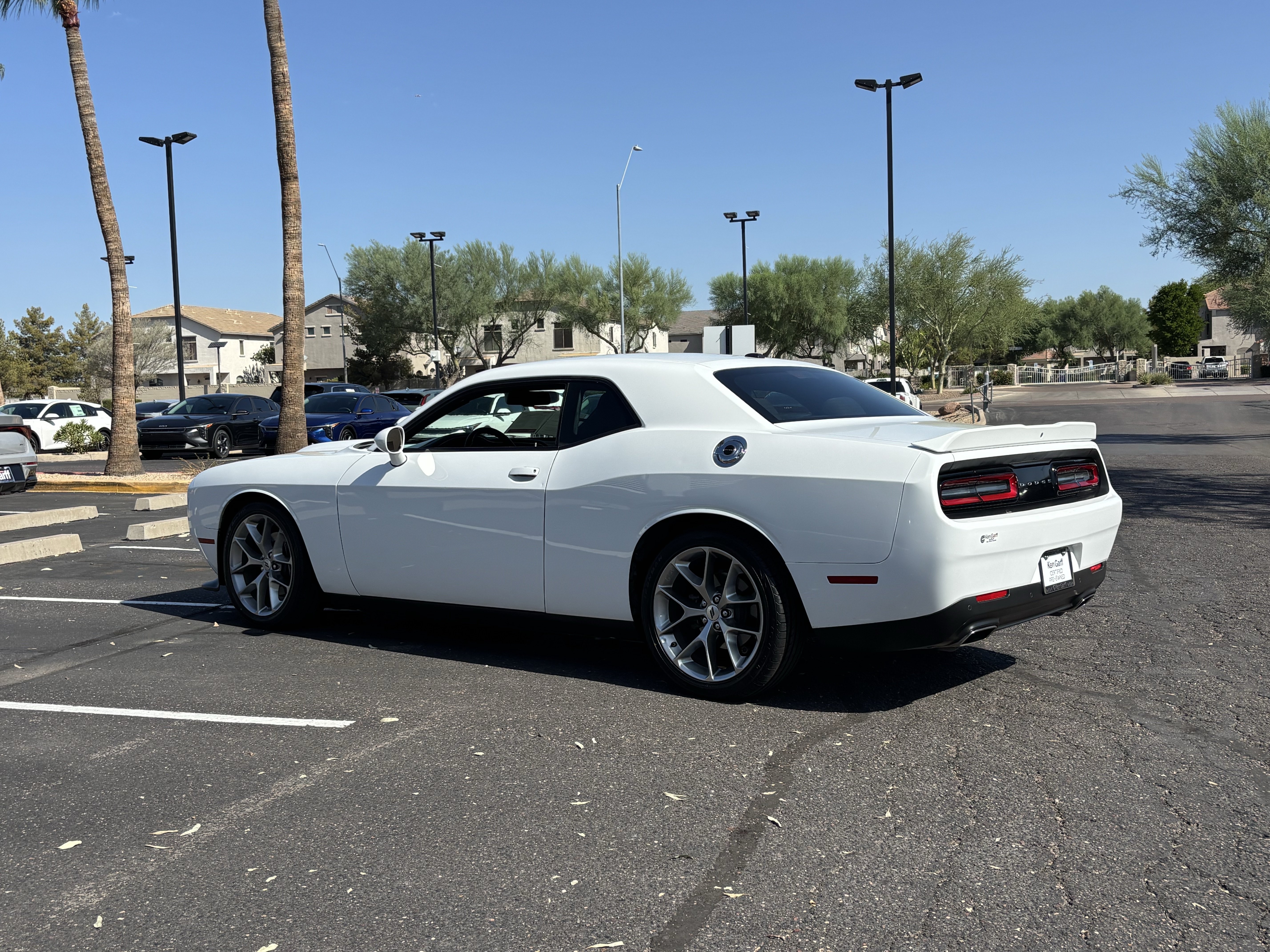 Used 2022 Dodge Challenger GT RWD image 4
