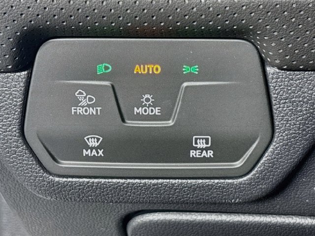 New 2026 Volkswagen Atlas Cross Sport SEL Premium R-Line AWD/4WD image 10