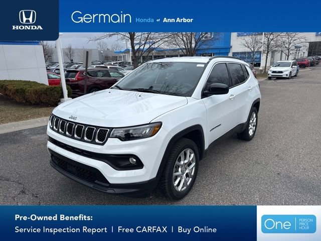 Used 2023 Jeep Compass Latitude AWD/4WD image 1