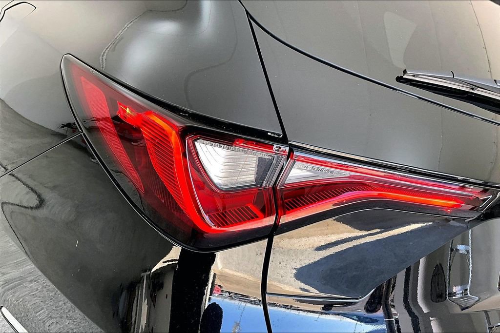 Certified 2025 Acura MDX SH-AWD image 40