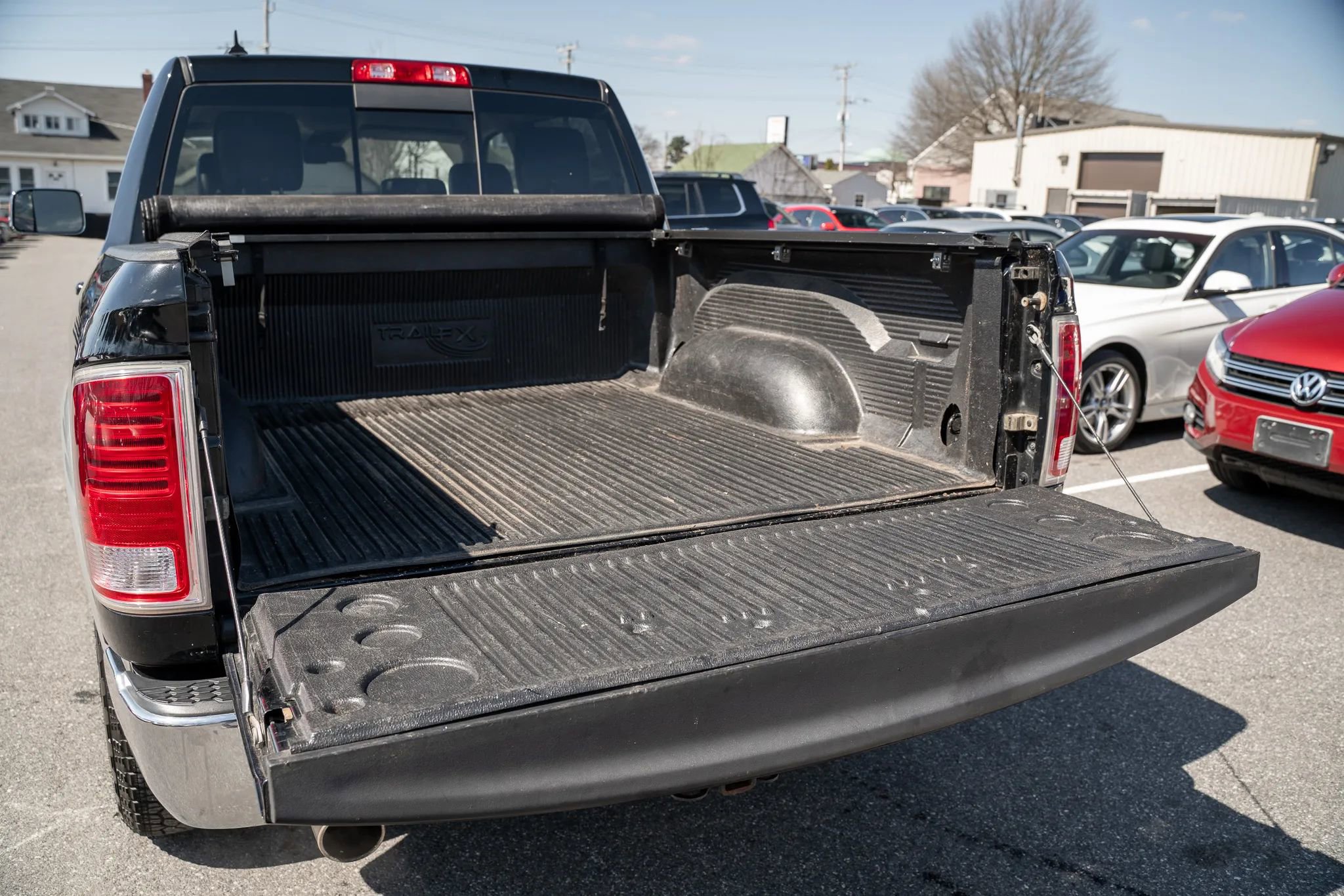 Used 2013 RAM 1500 Laramie w/ Convenience Group image 10
