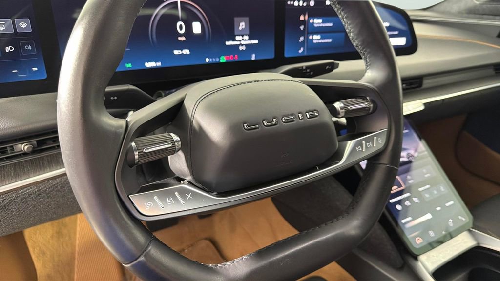 Used 2024 Lucid Air Touring image 25