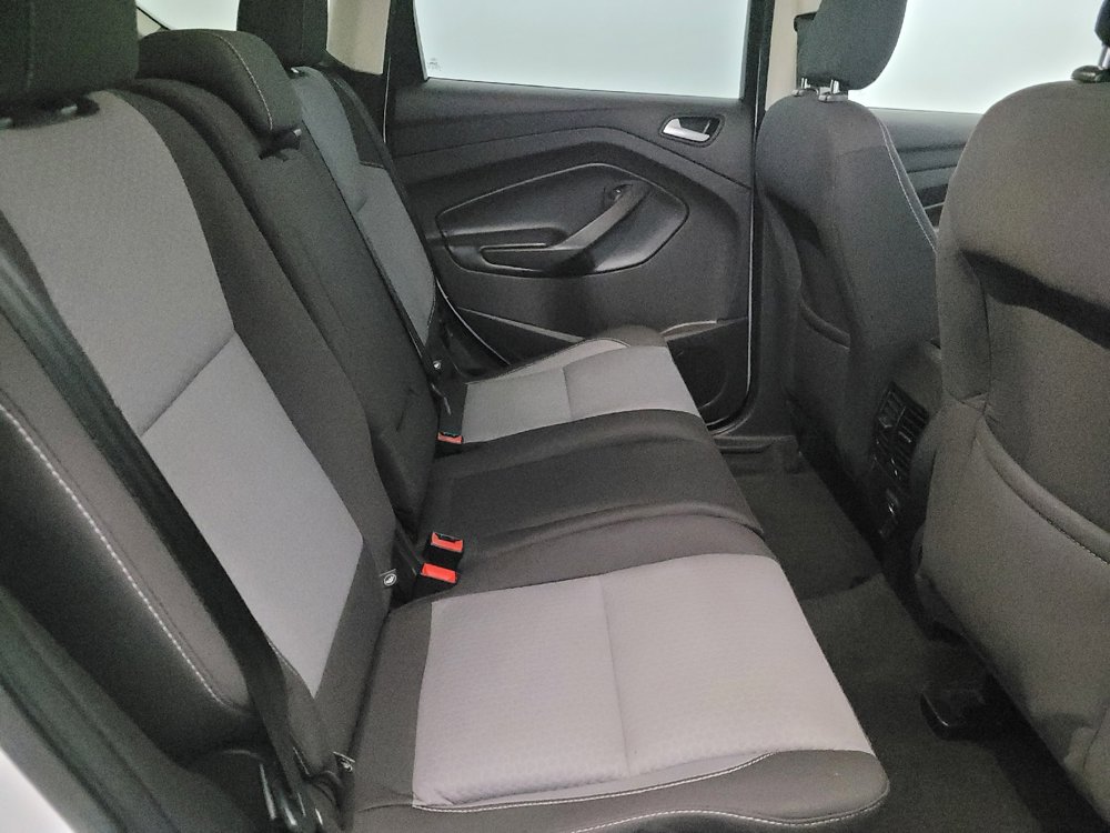 Used 2018 Ford Escape SE image 19