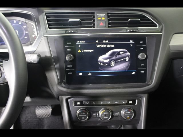 Used 2021 Volkswagen Tiguan SEL AWD/4WD image 26