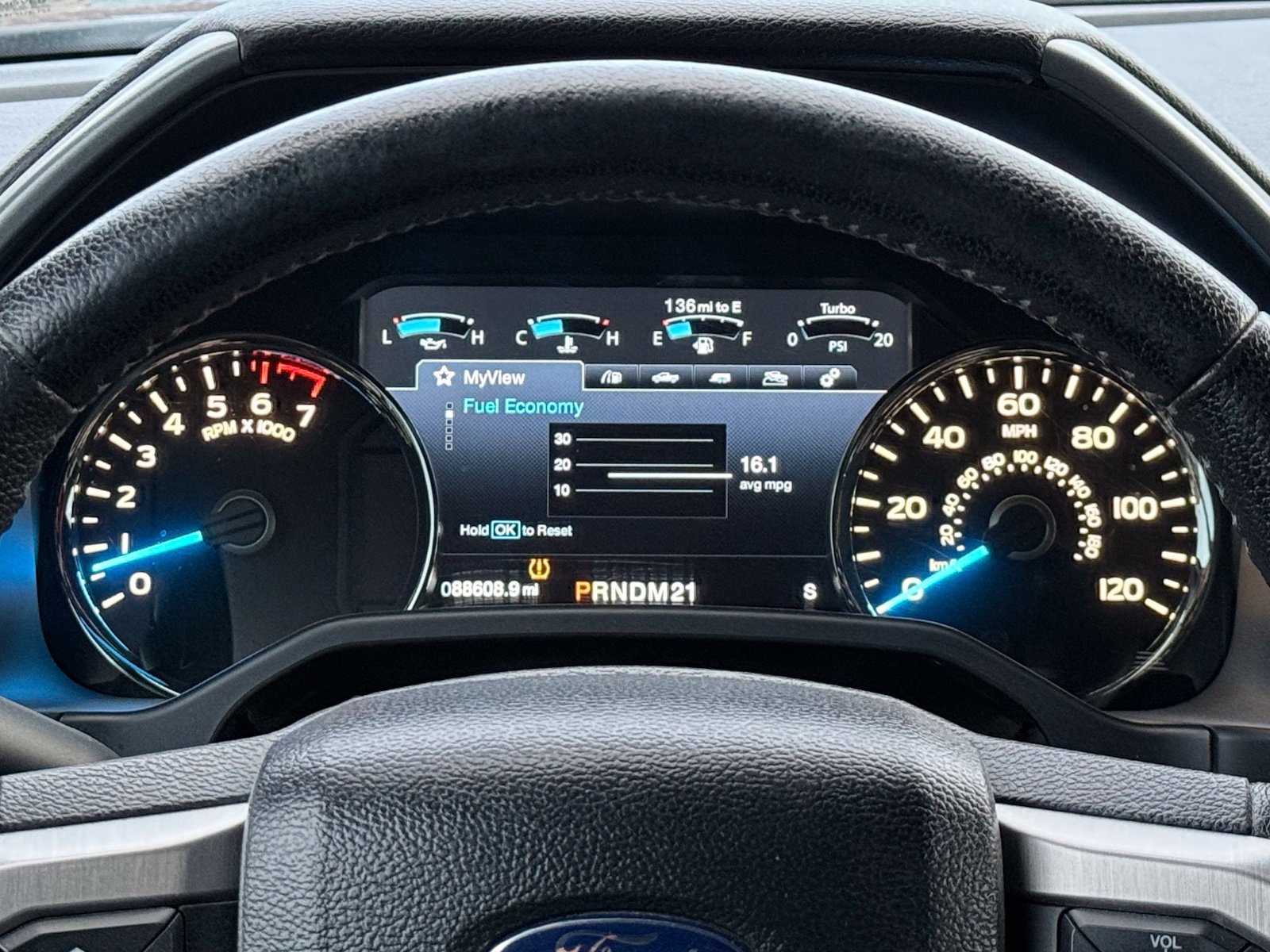 Used 2015 Ford F150 Platinum w/ Equipment Group 701A Luxury AWD/4WD image 35