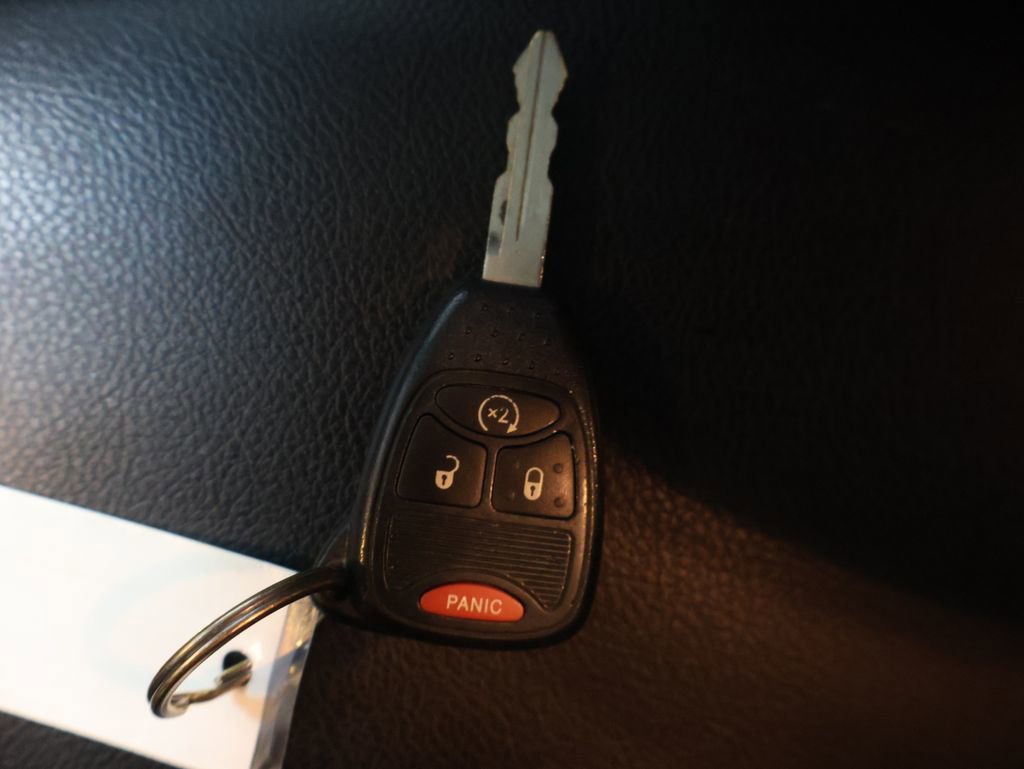 Used 2016 Jeep Wrangler Unlimited Sahara image 23