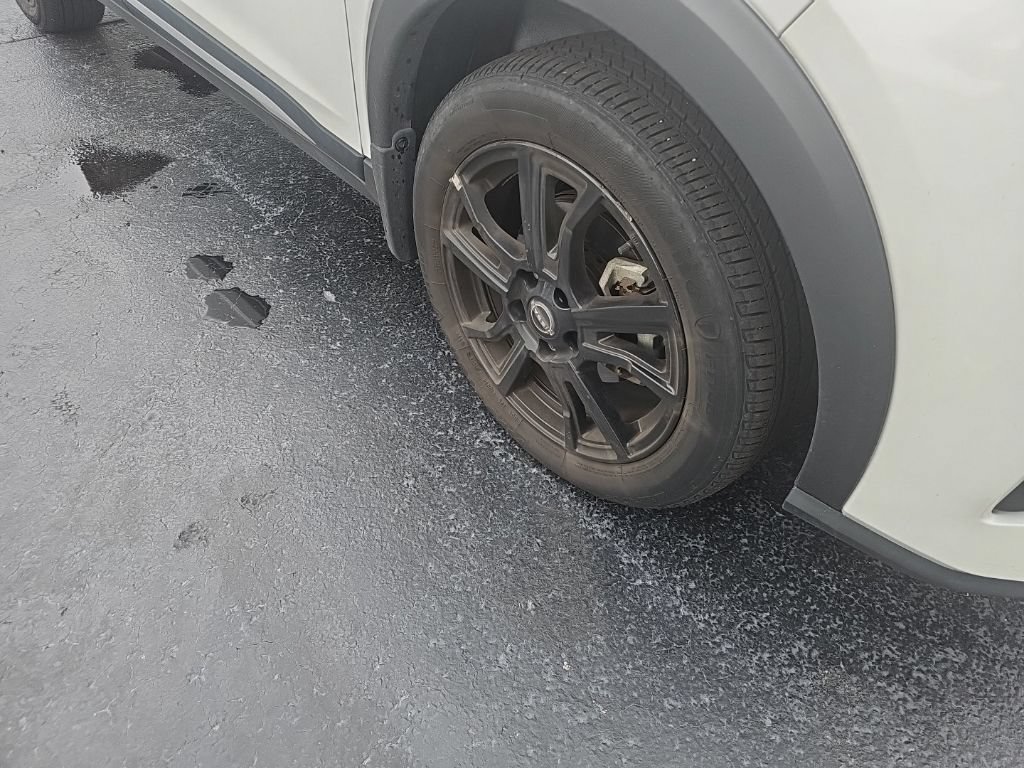 Certified 2024 Nissan Kicks SR w/ SR Premium Package FWD image 11