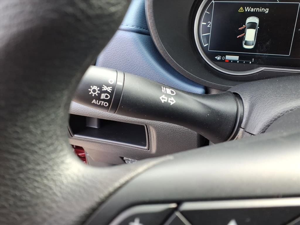 New 2025 Nissan Versa SV w/ Trunk Package image 20