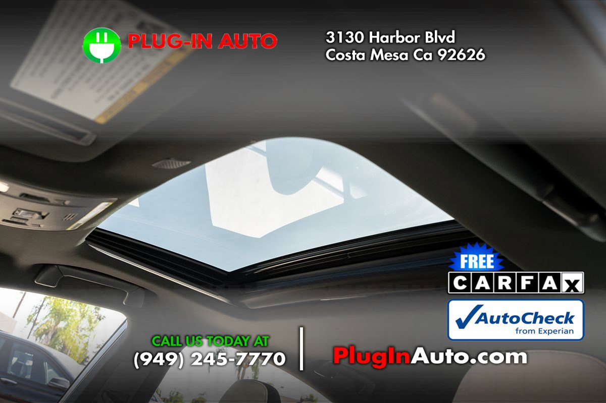 Used 2023 Lexus IS 350 F Sport w/ Navigation Package image 8