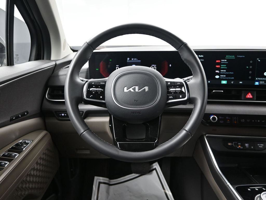 Certified 2026 Kia Carnival EX image 33