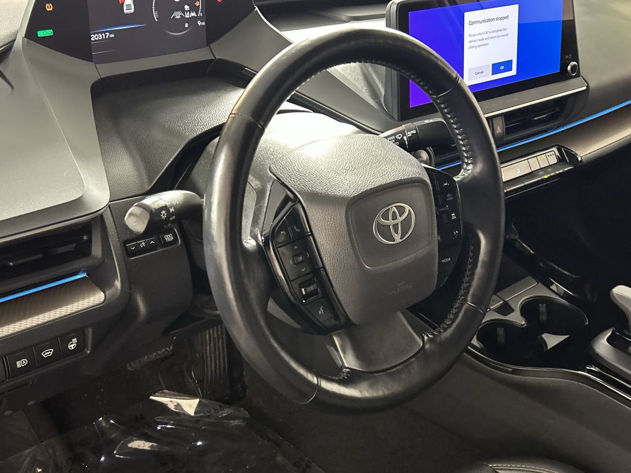Used 2024 Toyota Prius Limited FWD image 15