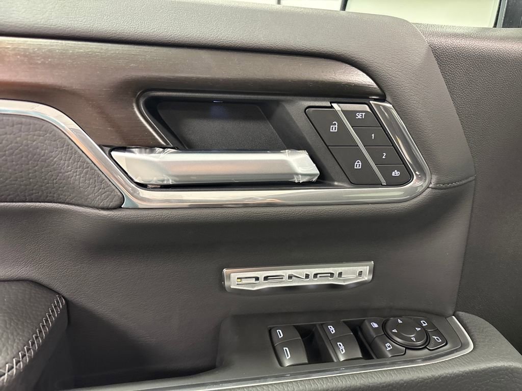 New 2026 GMC Sierra 1500 Denali w/ Denali Reserve Package image 21