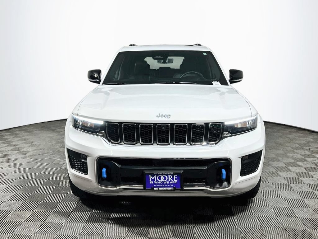 Used 2022 Jeep Grand Cherokee Overland w/ Advanced Protech Group III AWD/4WD image 2