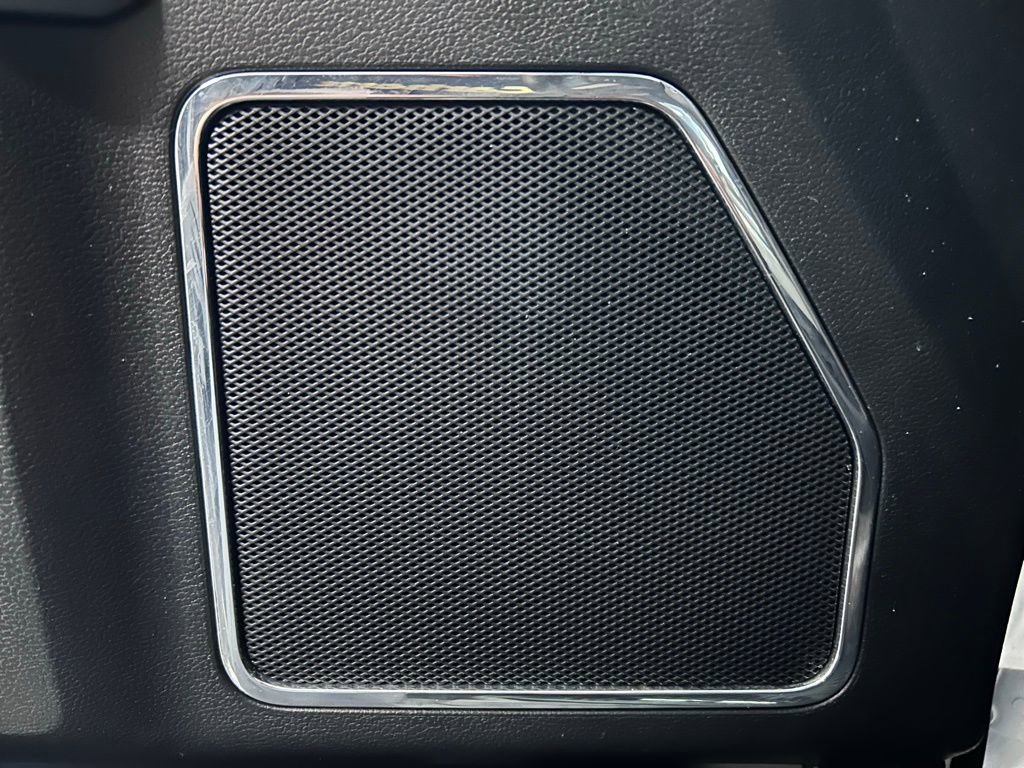 Used 2020 Ford F150 Lariat w/ Equipment Group 502A Luxury AWD/4WD image 6