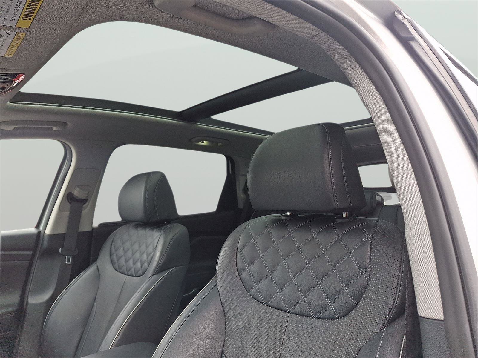 Used 2022 Hyundai Santa Fe Limited w/ Cargo Package image 14