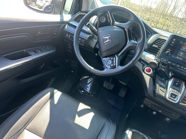 Used 2023 Honda Odyssey Touring image 20