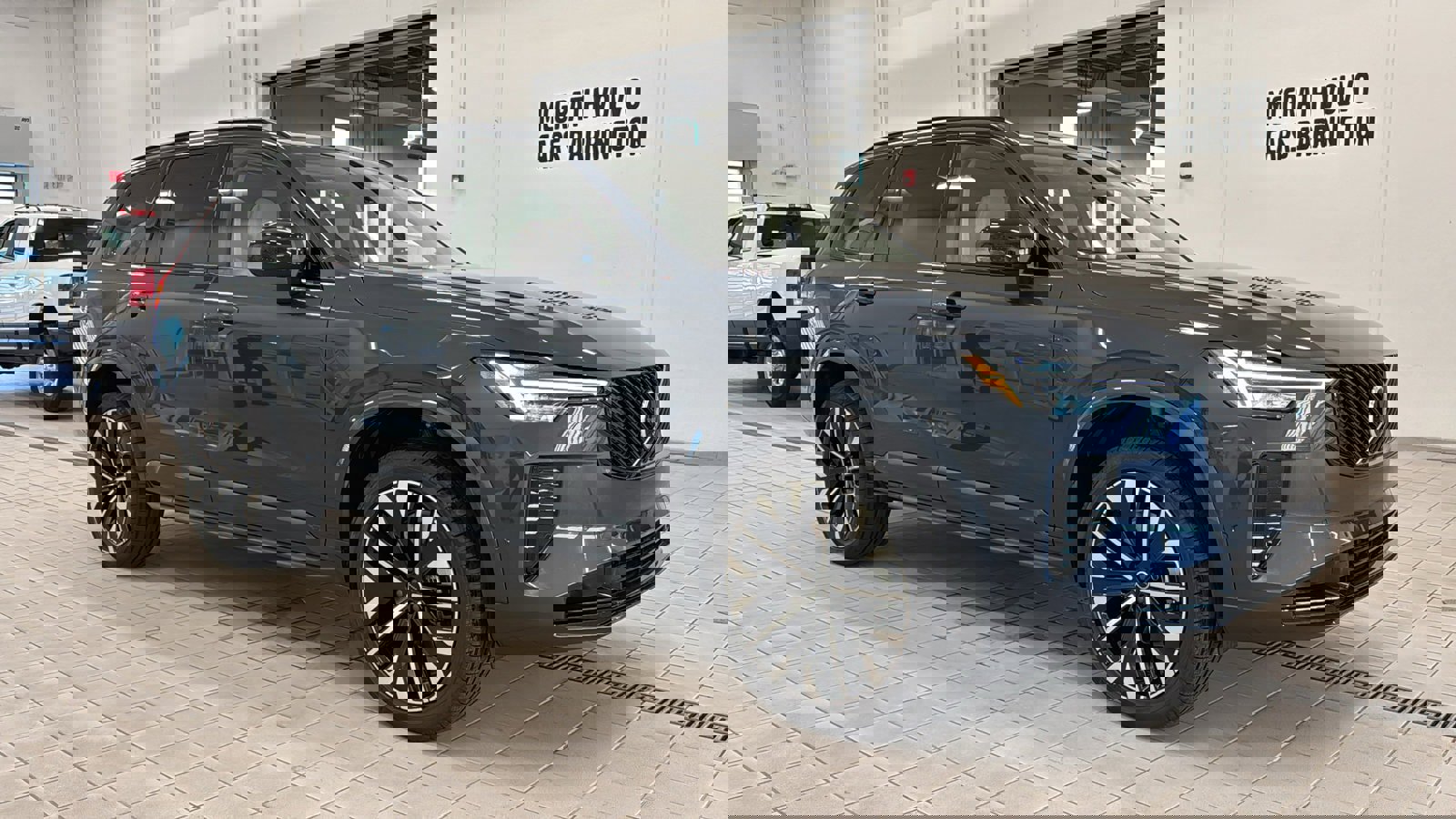 New 2026 Volvo XC90 B6 Ultra w/ Protection Package Premier image 3