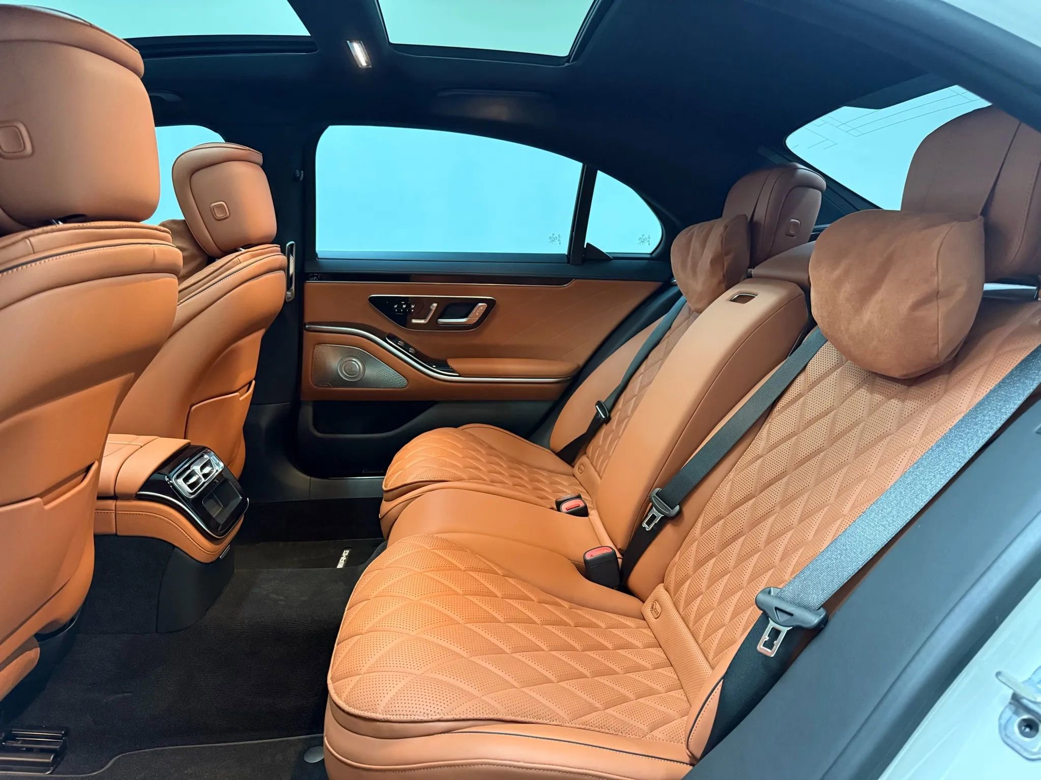 Used 2024 Mercedes-Benz S 580 4MATIC Sedan image 15