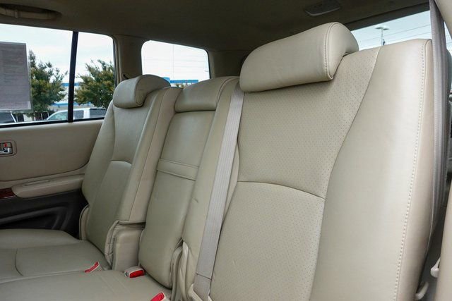 Used 2007 Toyota Highlander Limited image 25