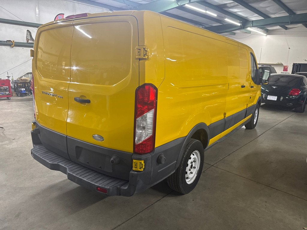 Used 2015 Ford Transit 250 T-250 RWD image 4