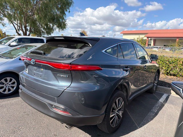 Used 2022 Toyota Venza LE AWD/4WD image 4