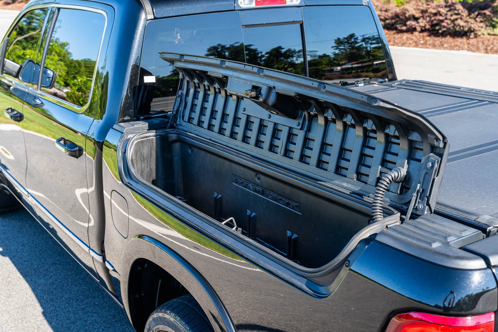 Used 2020 RAM 1500 Limited AWD/4WD image 21