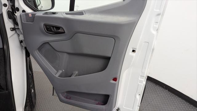 Used 2019 Ford Transit 150 130 Low Roof RWD image 18