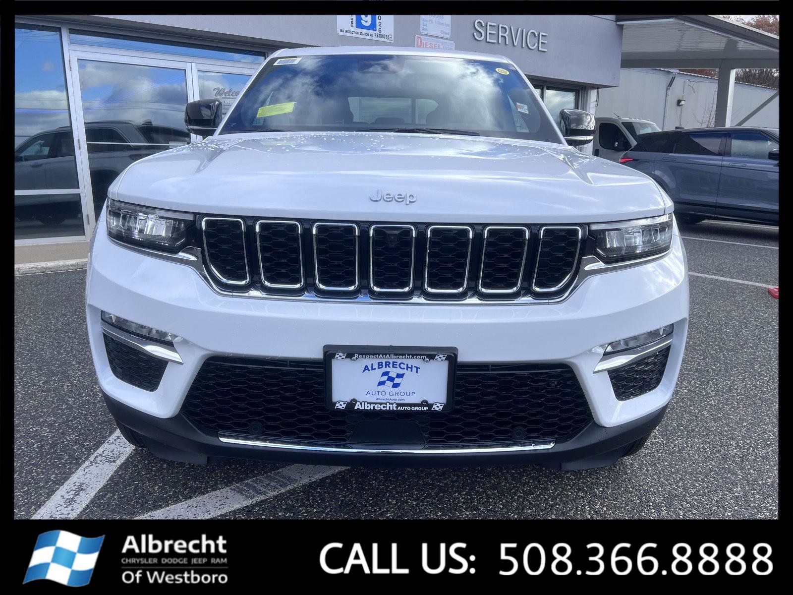 New 2025 Jeep Grand Cherokee Limited w/ Luxury Tech Group II image 7