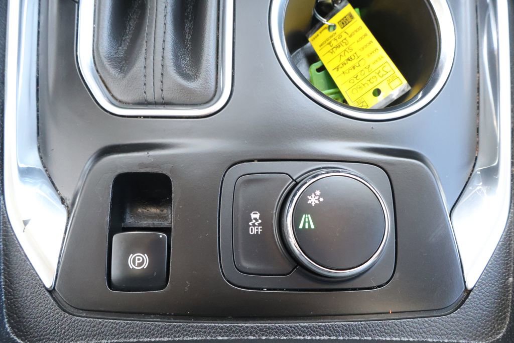 Used 2020 Chevrolet Traverse LT w/ LT Premium Package image 20