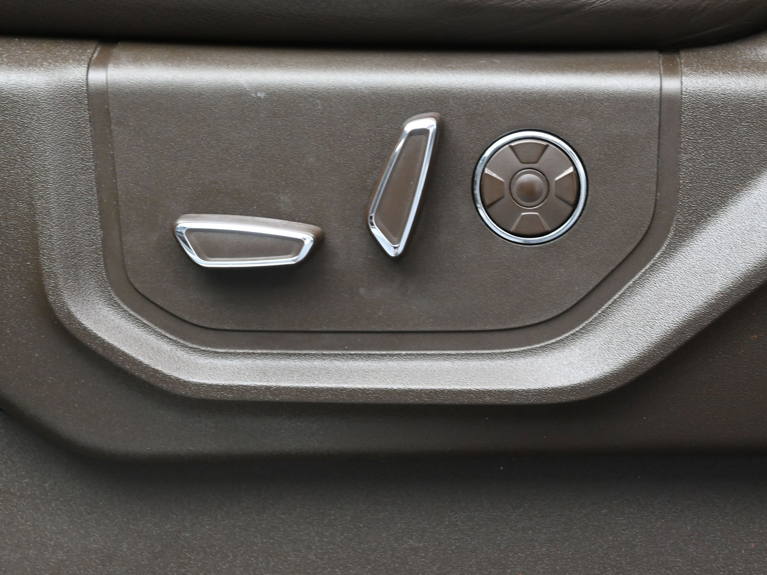 Used 2020 Ford F350 King Ranch w/ King Ranch Ultimate Package image 10