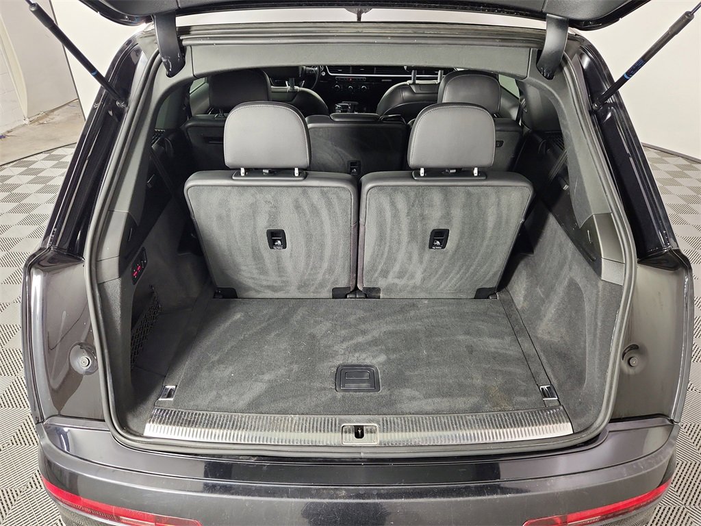 Used 2017 Audi Q7 3.0T Premium Plus image 14